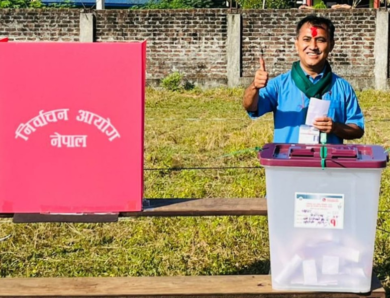 कांग्रेस महामन्त्री विश्वप्रकाश शर्माले हाले भोट 